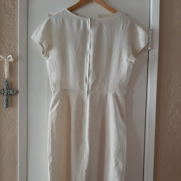 White Linen Dress - Picture 2 of 6